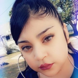 Meet your Posher, Lidia